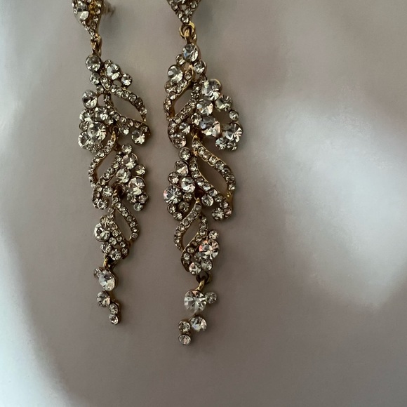 Vintage Long Rhinestone special occasion earrings - Picture 5 of 8